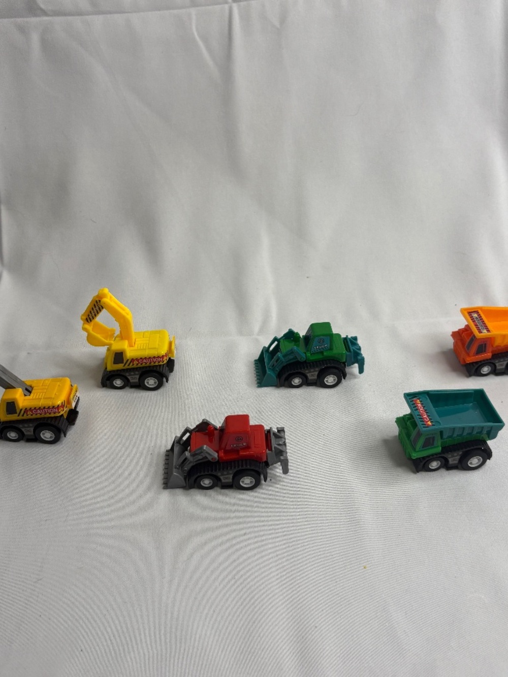 Mini Pull Back & Go Construction Vehicles 6 Pc Lot Pull Back & Go
